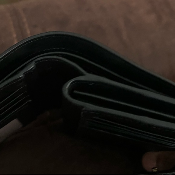 Kate Spade ♠️ BiFold Wallet - Picture 6 of 6